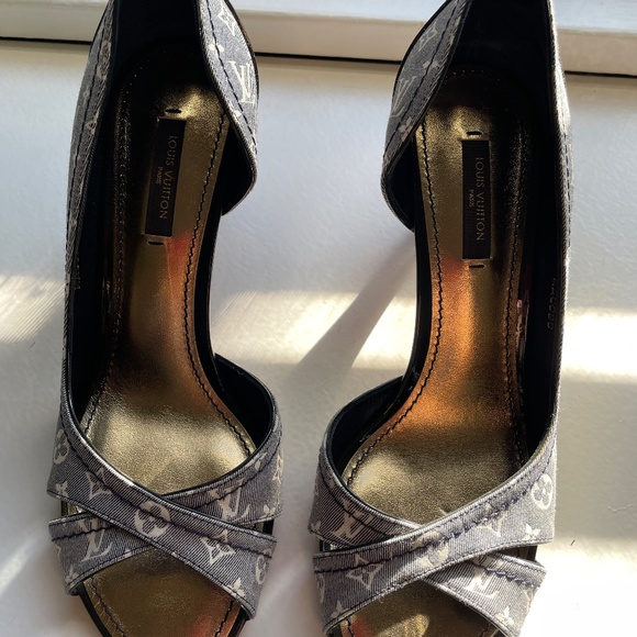 Louis Vuitton Size 37 Heels - Picture 2 of 13